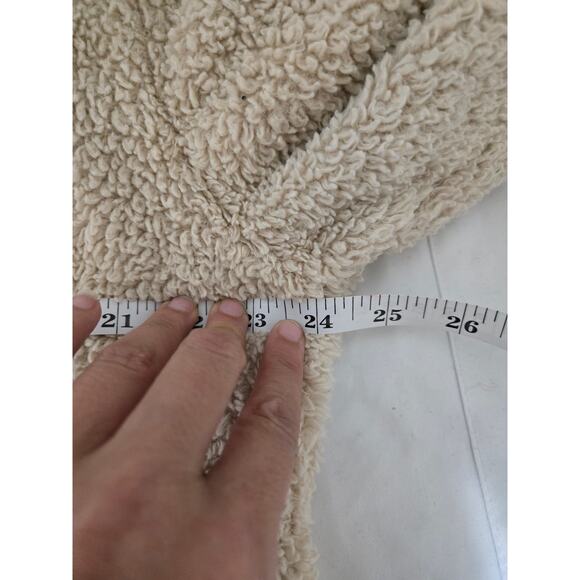 Victoria's secret PINK large women's cream colored sherpa partial zip sweater - Picture 8 of 9